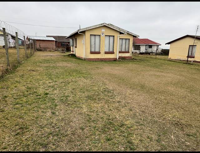 2 BEDROOM FREESTANDING TO LET IN MPOPHOMENI